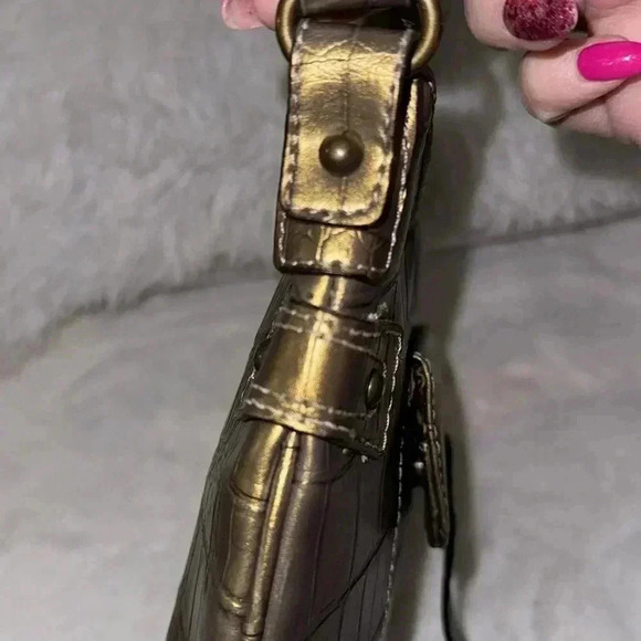 Vintage Y2K Gold Metallic Nine Purse Mobwife Faux croc Handbag Shoulder bag EUC - Picture 6 of 14